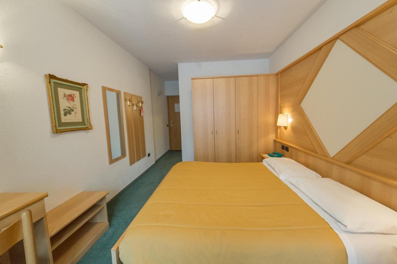 Hotel Italia Castello-Molina di Fiemme Ngoại thất bức ảnh