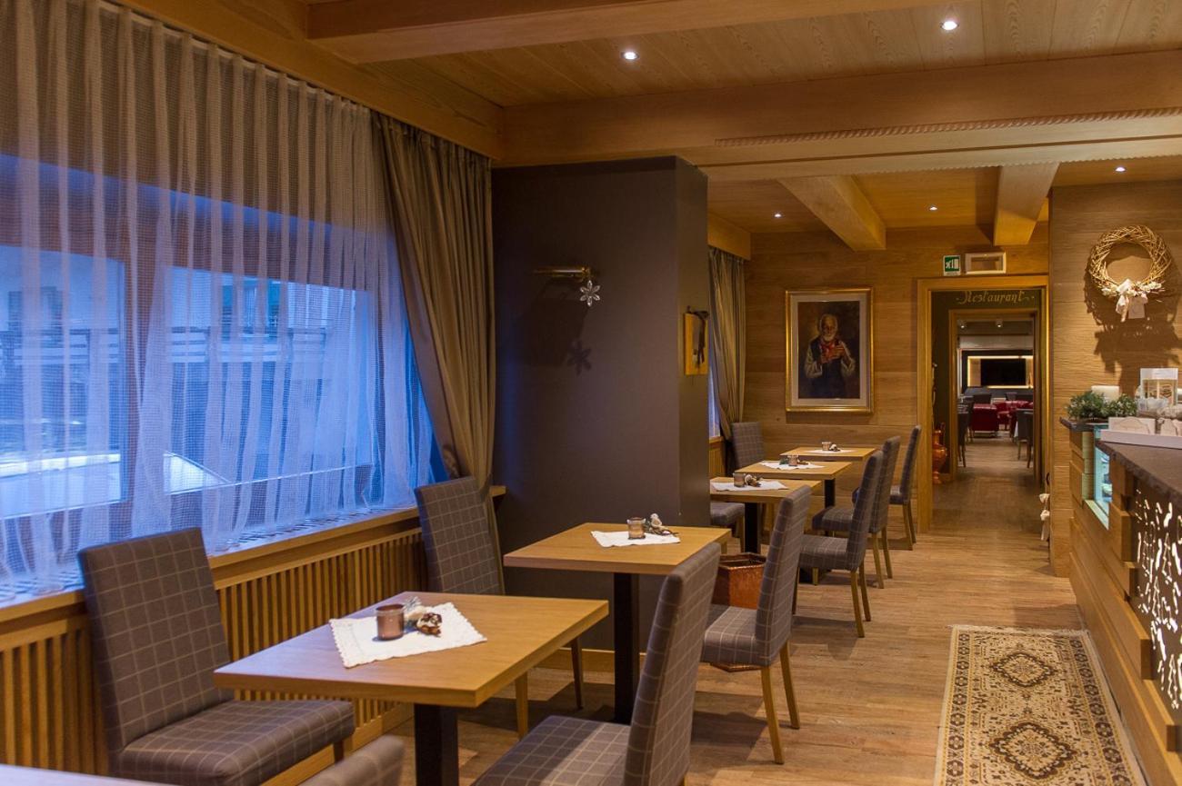 Hotel Italia Castello-Molina di Fiemme Ngoại thất bức ảnh