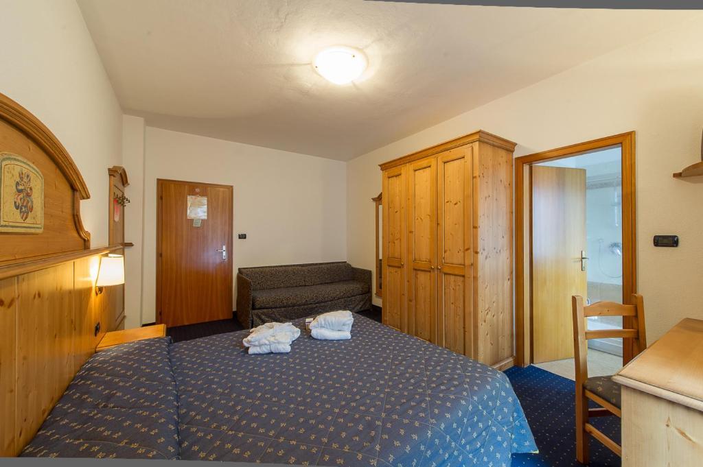 Hotel Italia Castello-Molina di Fiemme Phòng bức ảnh