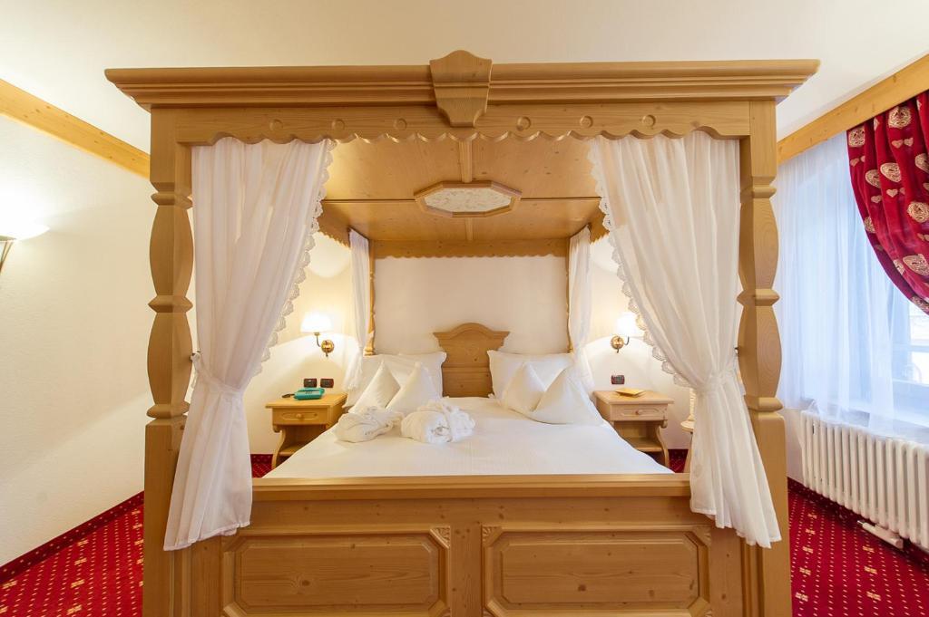 Hotel Italia Castello-Molina di Fiemme Phòng bức ảnh